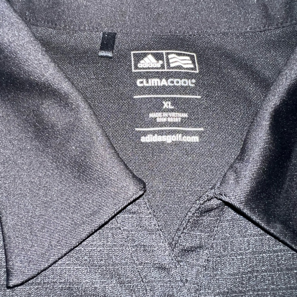 Women’s Adidas Black Golf Sleeveless Polo Shirt in size xl. - Picture 3 of 5